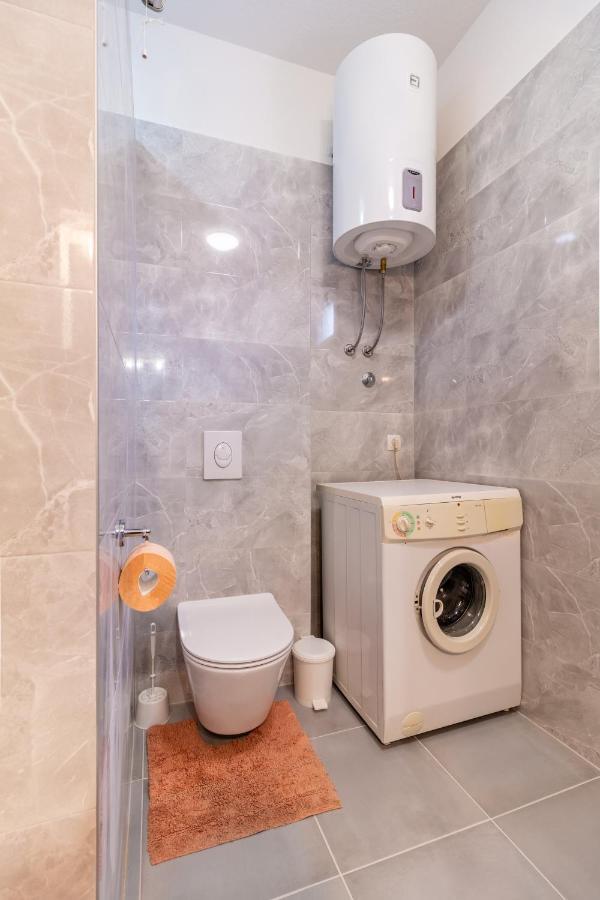 Apartments Mihael 斯普利特 外观 照片
